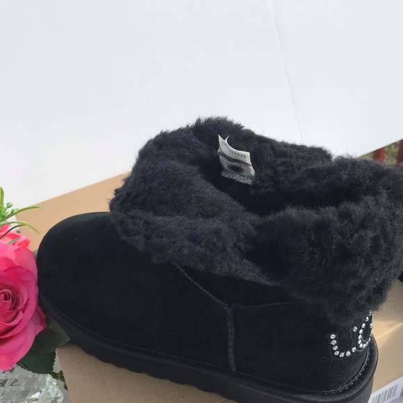 UGG Classic Bling Mini Boots - Picture 7 of 7